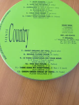 CD Siente Country - 12 Grandes Éxitos Originales