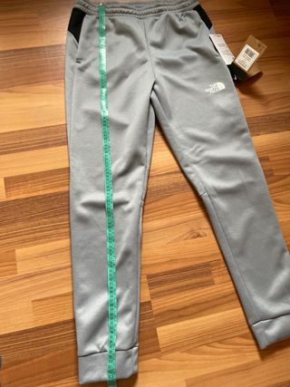 Pantalones The North Face nuevos