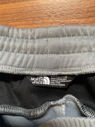 Pantalones The North Face nuevos