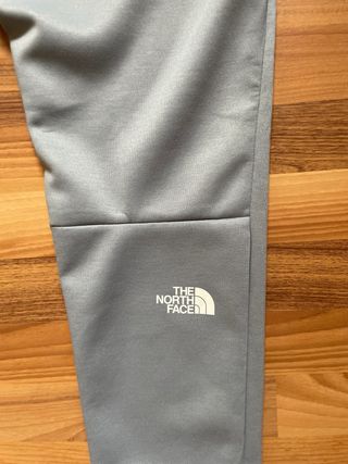 Pantalones The North Face nuevos