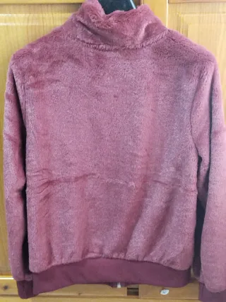 Chaqueta pelitos burdeos con cremallera talla s/m