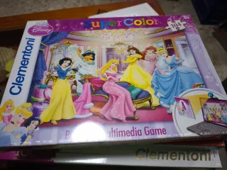 3 Puzzles Disney Precintados y 2 de regalo