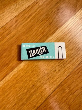 Lotto di 25 scatole di forcine RIZ e Zenith