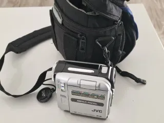 Cámara JVC Mini DV GR-DX307E