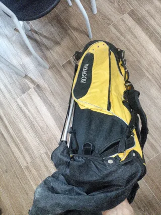 5 Palos de Golf + Funda