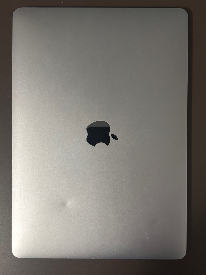 MacBook Pro 13 2018 i7 16GB 256GB