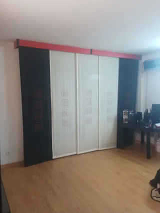 Cortinas de salón paneladas