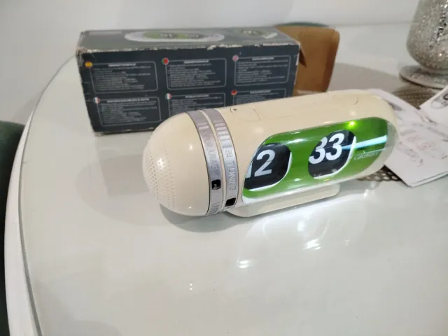 Reloj Radio Lauson Flip Flop Beige/Verde