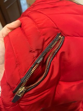 Abrigo acolchado Zara rojo