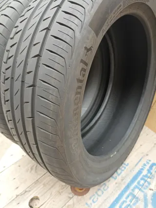 Vendo 2 Neumáticos de coche en buen estado