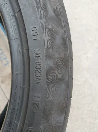 Vendo 2 Neumáticos de coche en buen estado