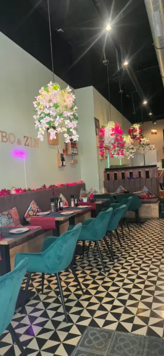 Traspaso Bar Cafetería Equipado 85m² Terraza Poble