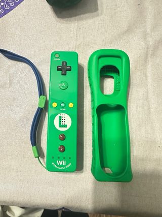 Mando Wii Plus Edición Luigi Nintendo