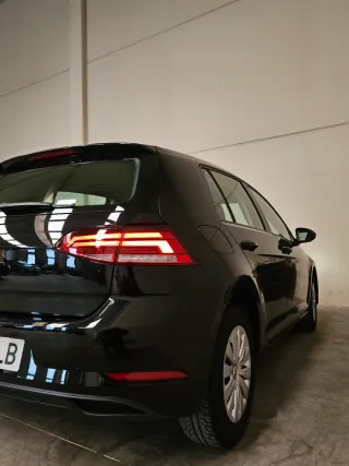 Volkswagen Golf VII 1.0 TSI BMT del año 2018