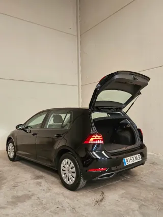 Volkswagen Golf VII 1.0 TSI BMT del año 2018