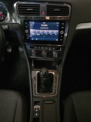 Volkswagen Golf VII 1.0 TSI BMT del año 2018