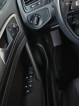 Volkswagen Golf VII 1.0 TSI BMT del año 2018