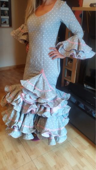 Vestido Flamenco Gris Lunares Volantes Rosa
