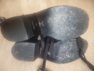 Botas Louis Vuitton Beige y Negro