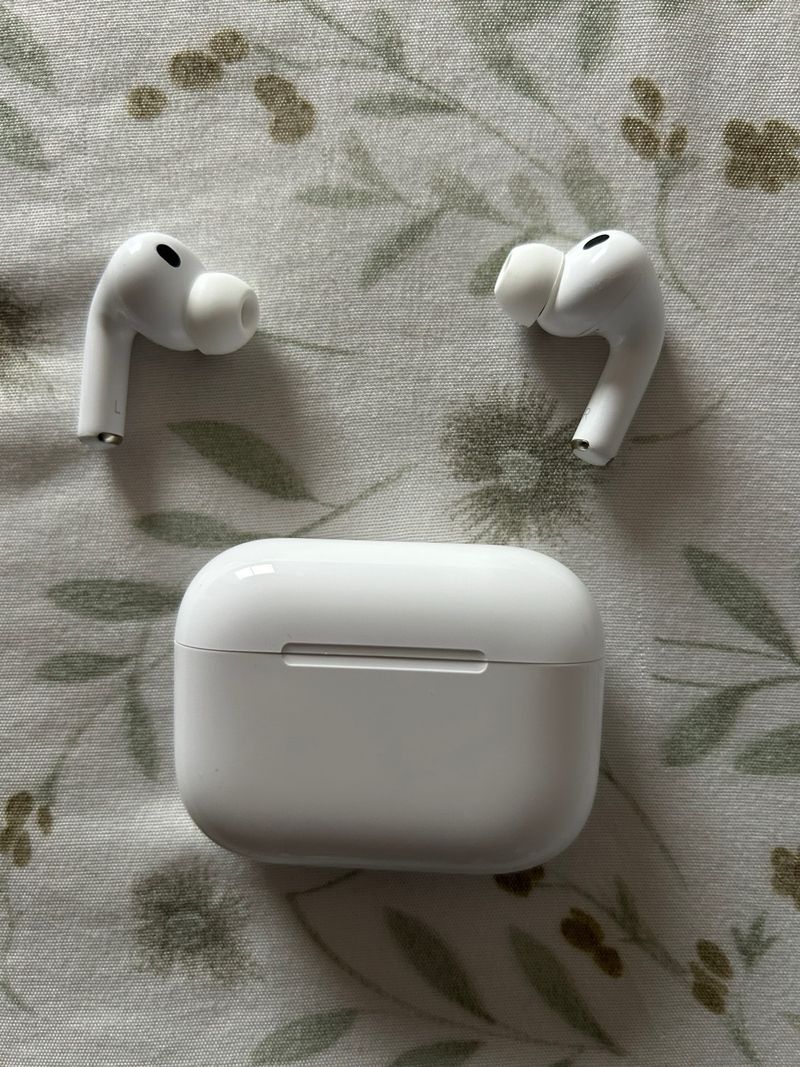AirPods Pro 3 sin uso con caja y accesorios afbeelding 2