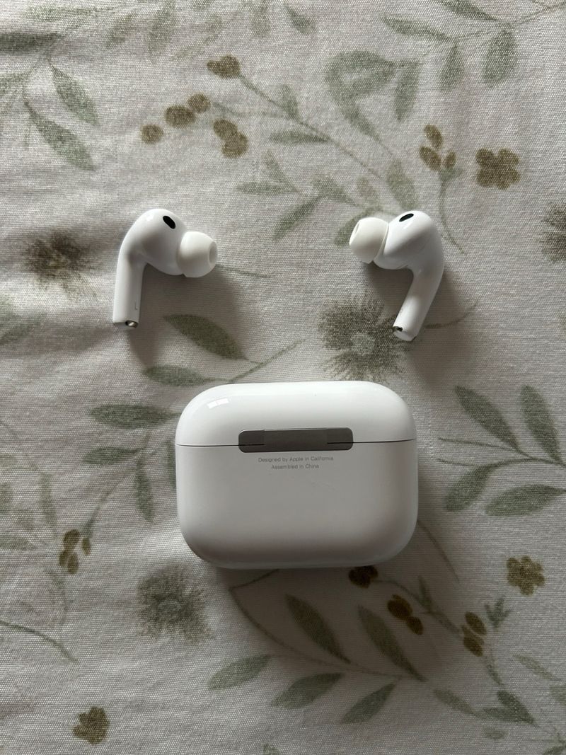 AirPods Pro 3 sin uso con caja y accesorios afbeelding 3