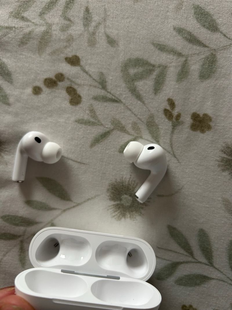 AirPods Pro 3 sin uso con caja y accesorios afbeelding 4