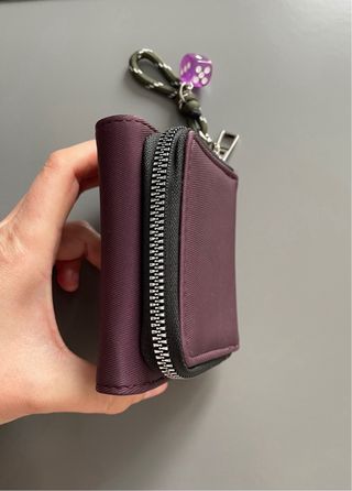 Cartera morada mujer