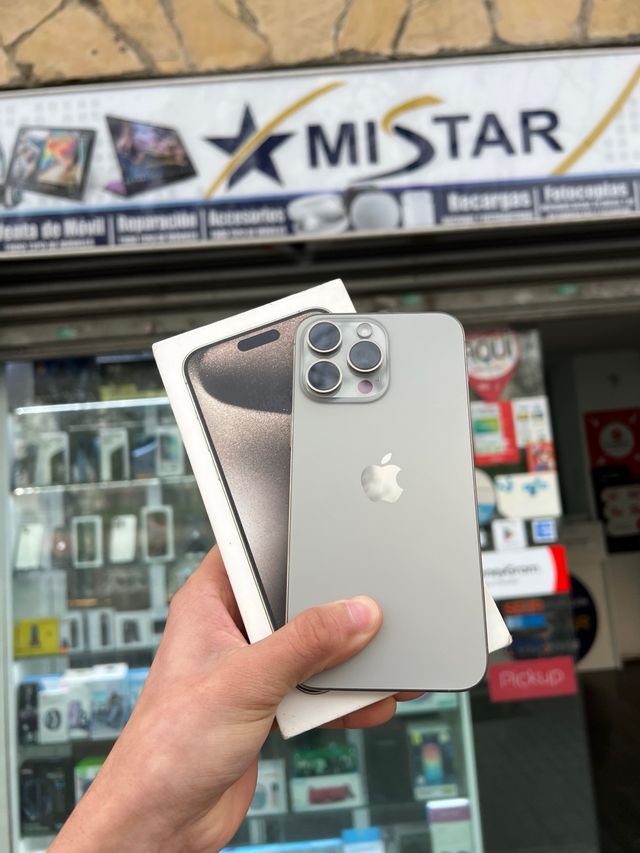 iPhone 15 Pro Max 256GB Plata