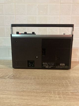 Radio Cassette Sanyo AM-FM