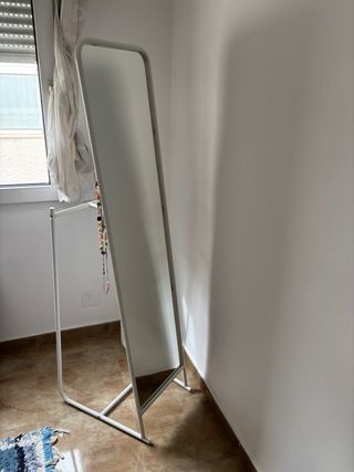 Espejo de pie IKEA KNAPPER Blanco