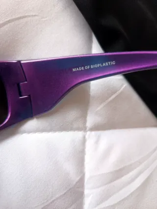 Gafas de sol Arnette moradas y negras