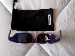 Gafas de sol Arnette moradas y negras