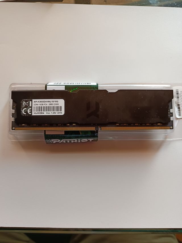 Memoria RAM IRM DDR4 16GB 3600Mhz