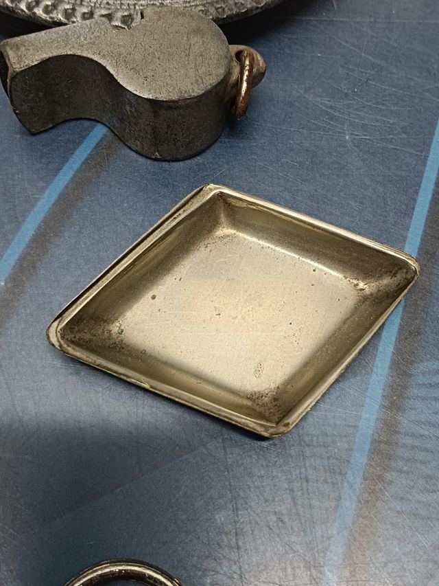 Lote 14 artículos variados de metal-coleccionismo