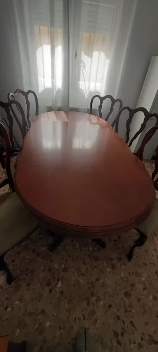 Mesa extensible 1.5m a 3m + 6 sillas