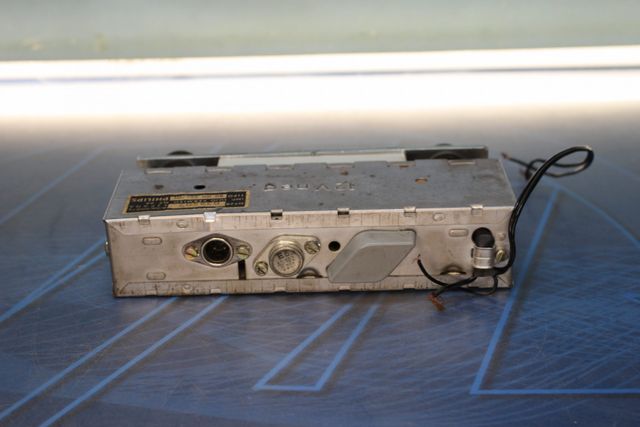 Antigua radio Philips 30RN 386/01 para coche. Autorradio. Sin probar.