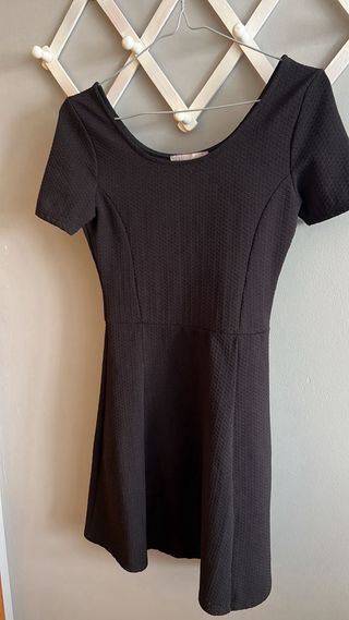 Vestidos entallados, talla M.