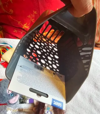 Spettacolare lotto di giocattoli e articoli per l'igiene per gatti