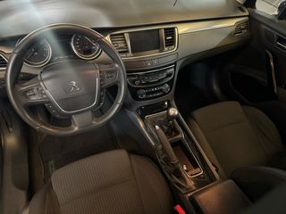 Peugeot 508 2017. 90mil kms. impecaboe estado