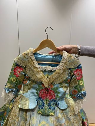 Traje de Fallera con Manteletas niña 10 años