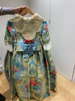 Traje de Fallera con Manteletas niña 10 años