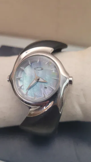 Reloj Oakley Crush Mujer