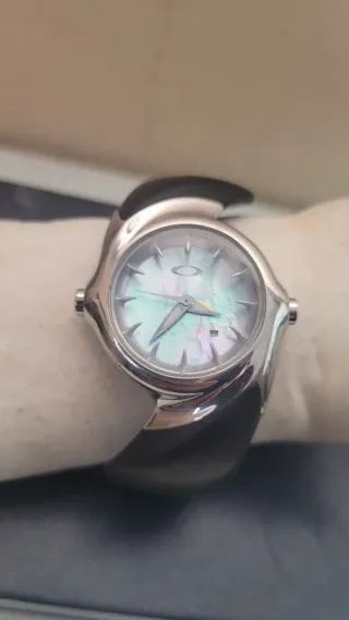 Reloj Oakley Crush Mujer