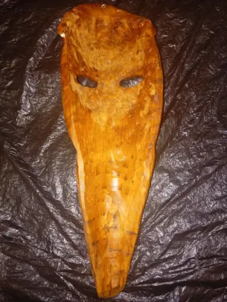 Máscara tribal africana madera Tuya