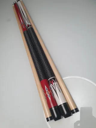 2 Tacos de Billar NUEVOS BOHEMIAN RED Y BLACK.