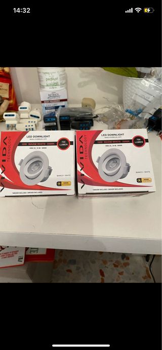 2 faretti LED 10W luce calda 3000K