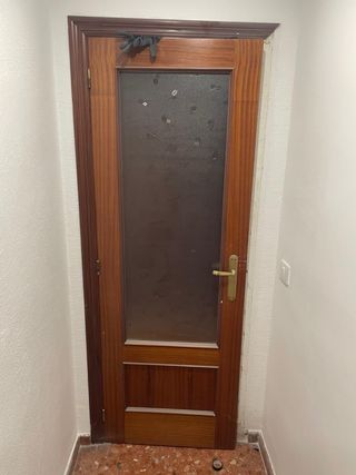 8 Puertas de Madera con Marcos