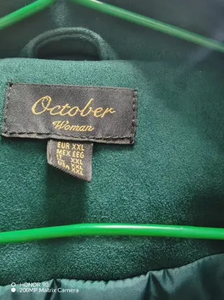Chaqueta October verde tachuelas
