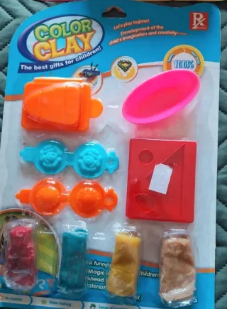 Lote de brinquedos novos