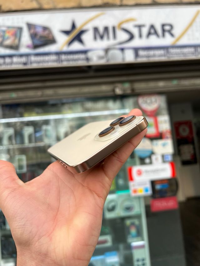 iPhone 16 Pro Max 256GB Dorado